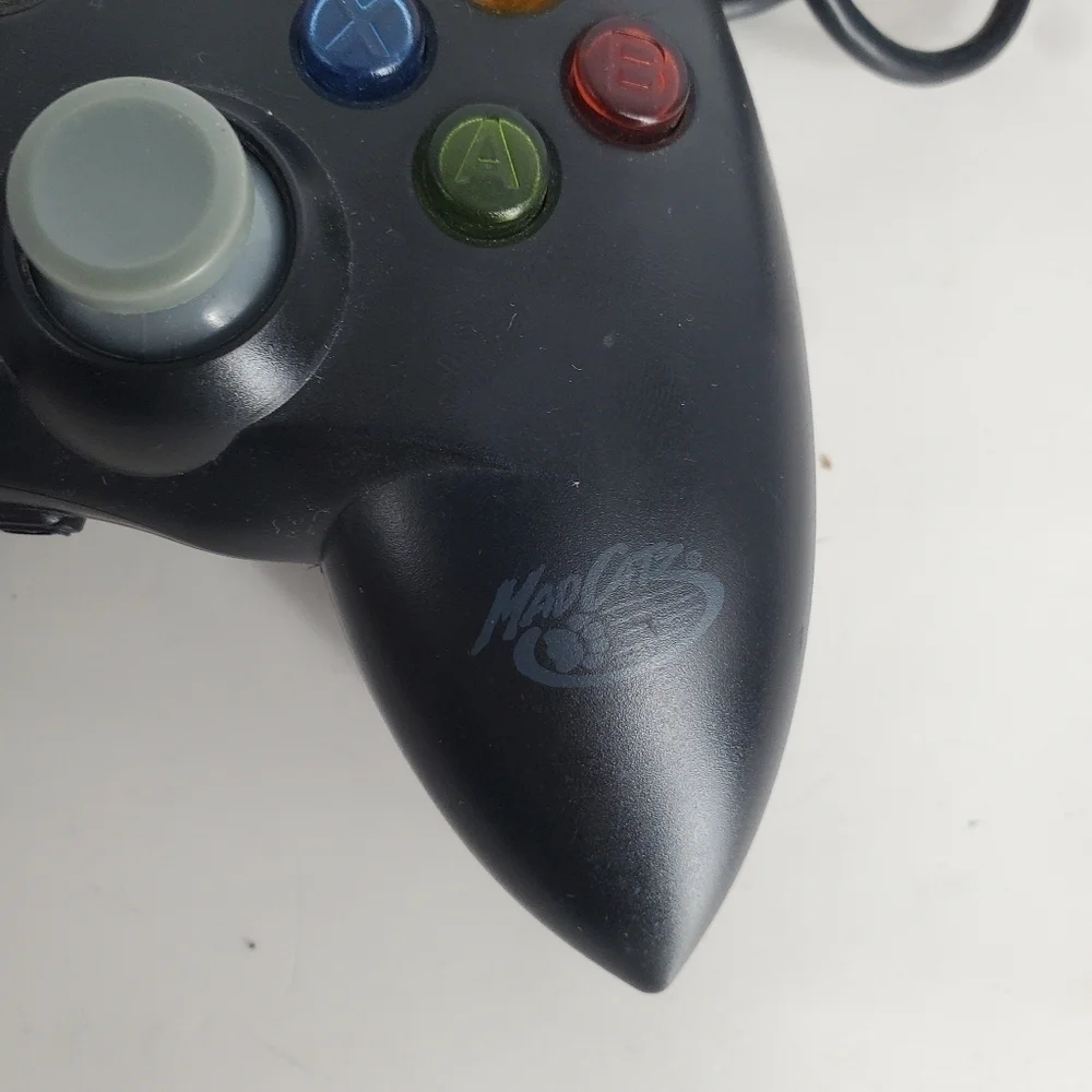 Gamestop Mad Catz Xbox 360 Wired Controller Game Pad 4716 Black No Dongle